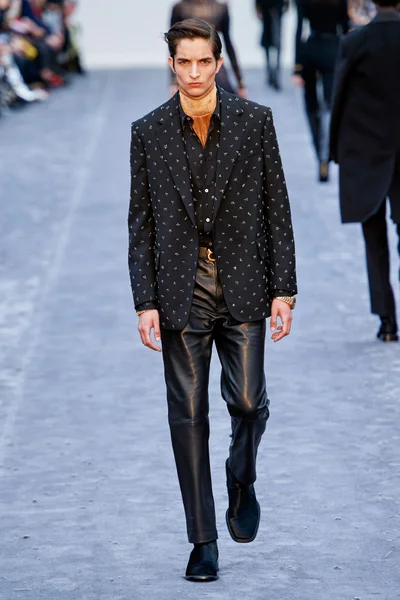 Look 58